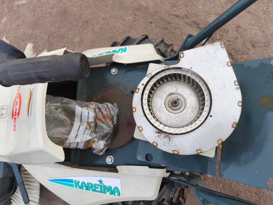 zamiatarka odśnieżarka CRAMER KM 80 H Kosiarka traktorek