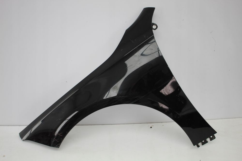 błotnik lewy przód mercedes w177 177 a-klasa lift oem a1778810500