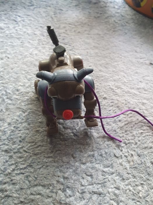 Игрушки детские..
