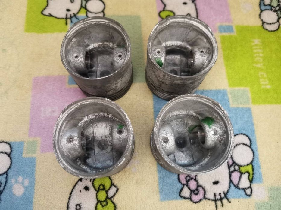 Поршни Москвич-403,407 D76,38 Рем Увеличение 0.5 Воронеж 407-1004015