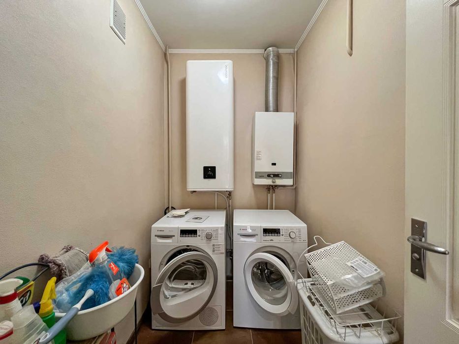 Продаж 3к квартири в Києві, Богомольця вул., 7/14 Без комісії