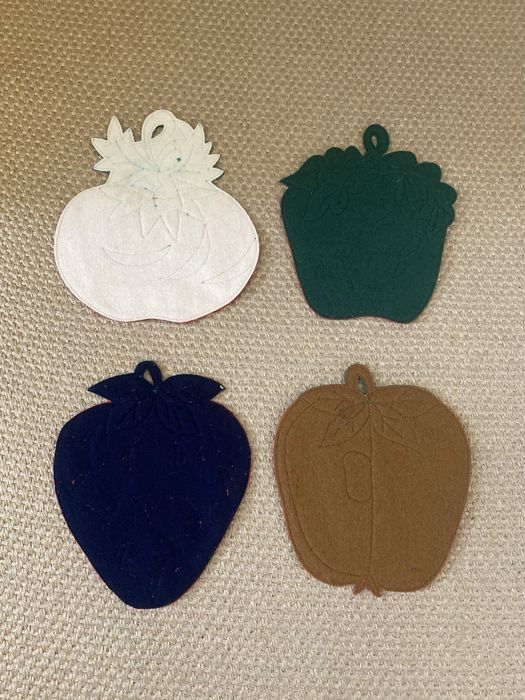 Peças com bordado de Nisa e em crochet com estrela