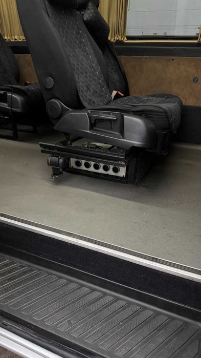 Продам Mercedes Sprinter 8+1