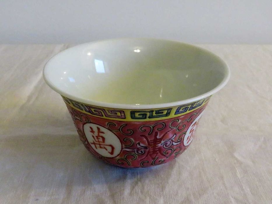 Taça Chinesa em porcelana