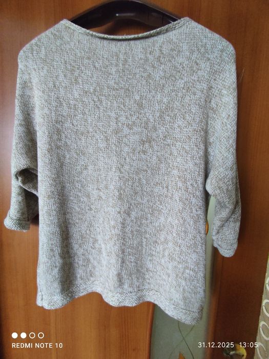 Продам кофтинки .