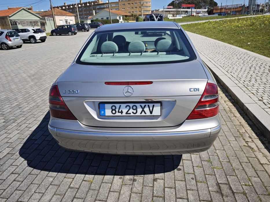 Mercedes-Benz E220 — photo 4