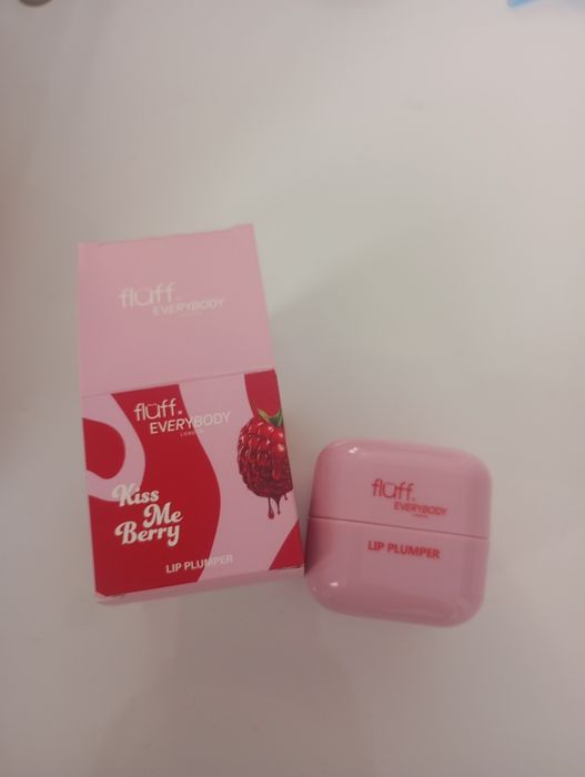 Balsam do ust powiększający usta Everybody London