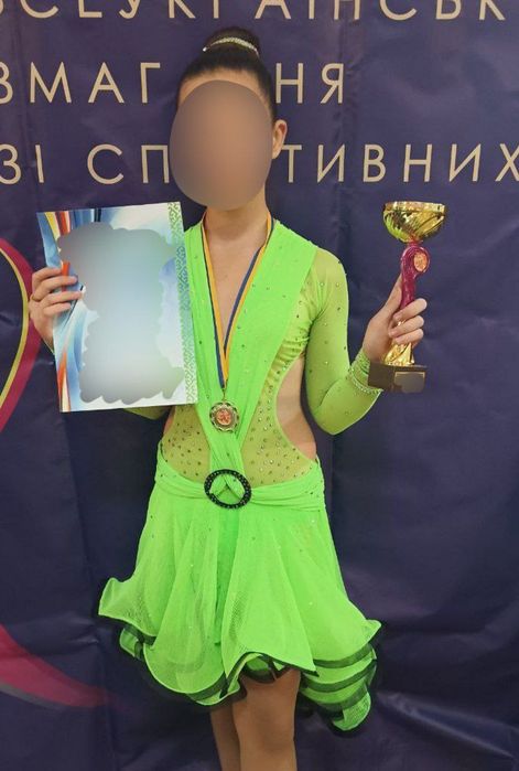 Сукня для бальних танців