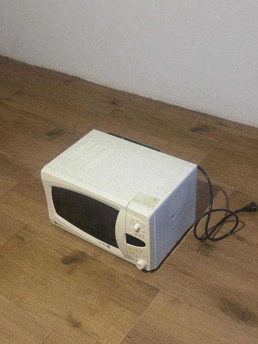 Kuchenka mikrofalowa z grillem LG Electronics