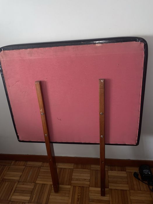 Cabeceira cama solteiro em pele