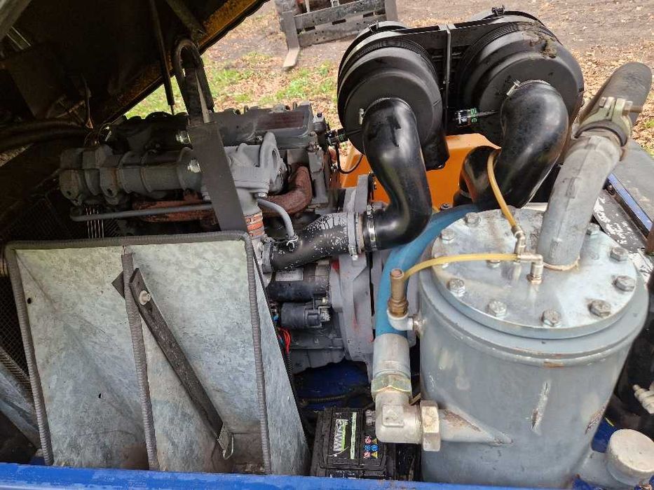 kompresor sprężarka compair c76 7.6 mobilna deutz fm4 1011f