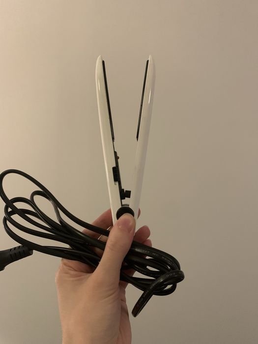 Prostownica mini biala