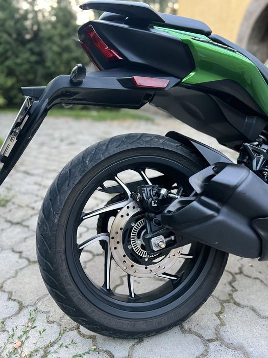 Bajaj DOMINAR 400 UG
