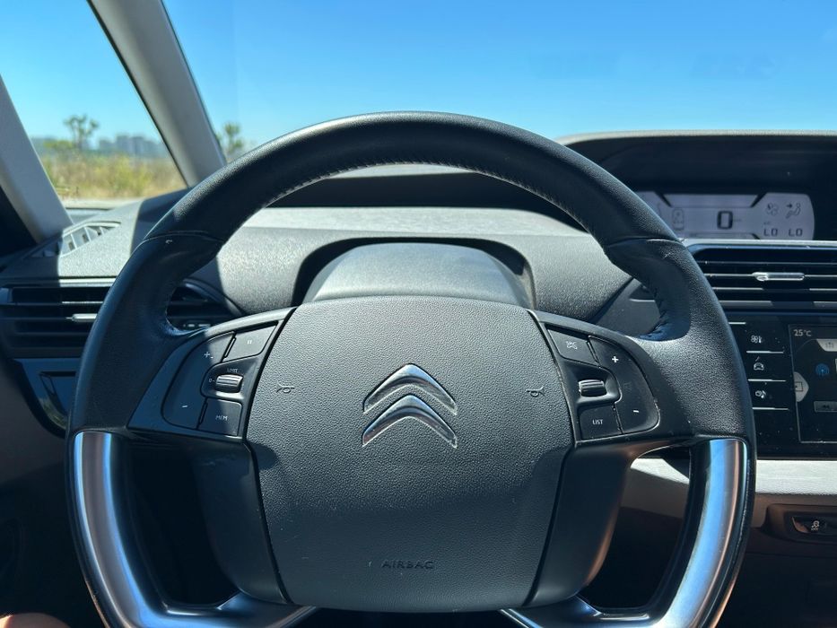 Citroën C4 Picasso 1.2 Pure Tech [94.179km] Muito Estimado. Económico