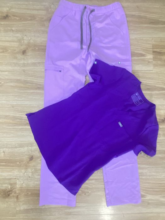 Медичний костюм Figs