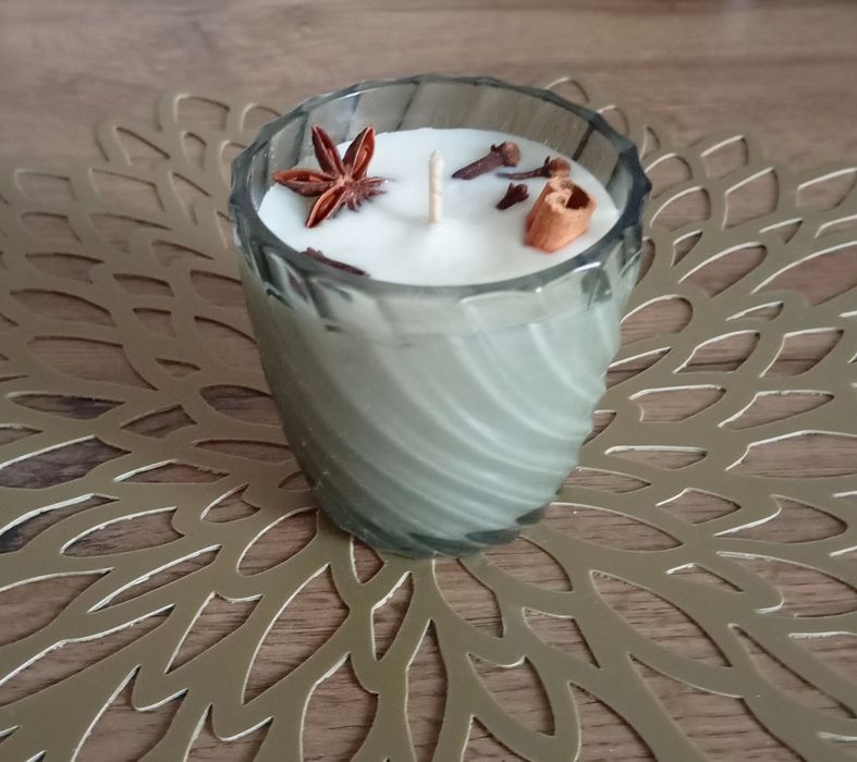 Аромасвічка з соєвого воску