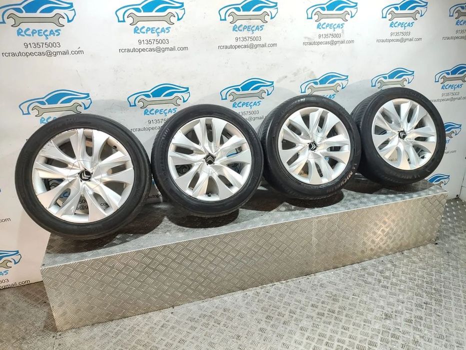 - Jantes 17 Polegadas Originais Citroen - 4x108 - 9670292277 - DS5