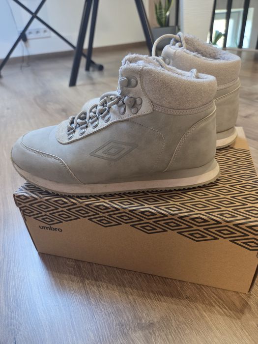 Buty młodzieżowe ocieplane Umbro r.39