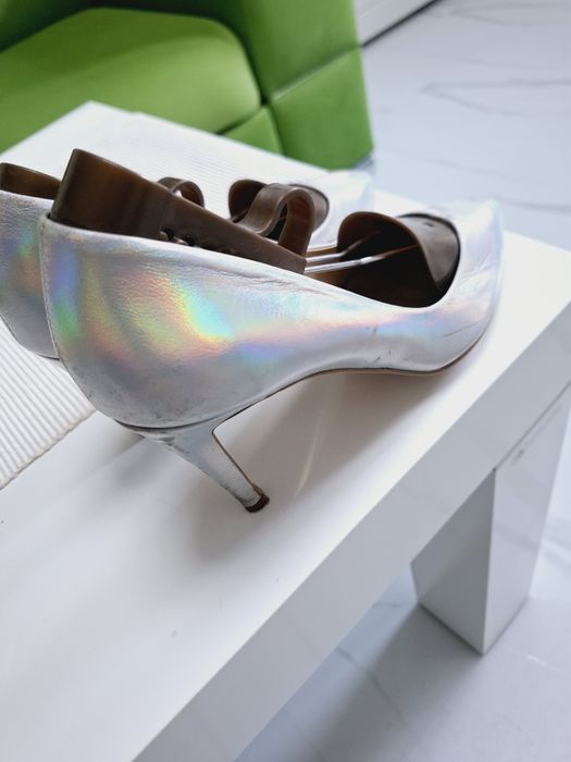 Szpilki 38 Prima Moda holo metalizowanej ze skóry czułenka 9 cm