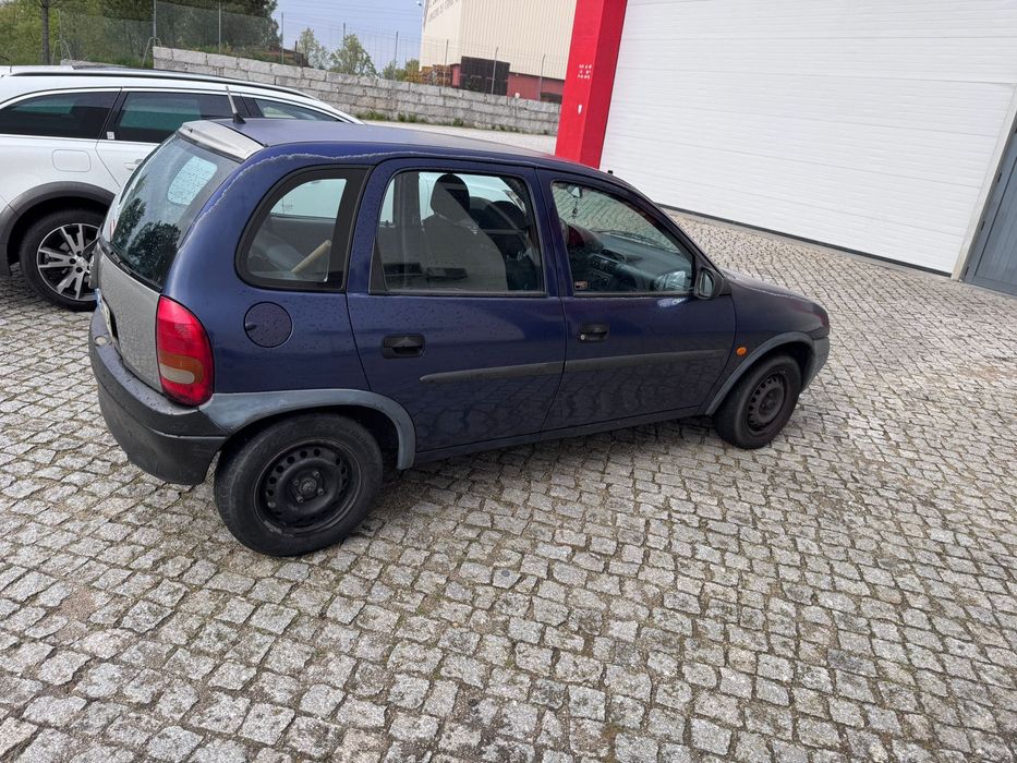 Opel corsa ano 2000