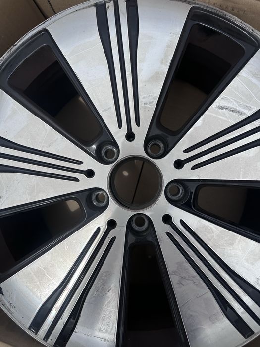 jante de liga leve original de 18 polegadas da Mercedes-Benz, compatível com os modelos EQA (H243) e EQB (X243)
