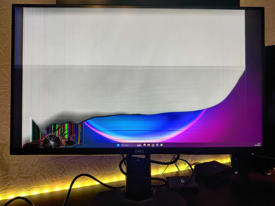 Монітор Dell S2719DGF  Розбитий екран