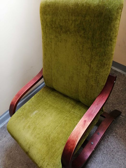 Sprzedam fotel używany w idealnym stanie.