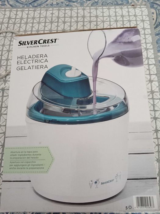 Máquina de fazer gelados