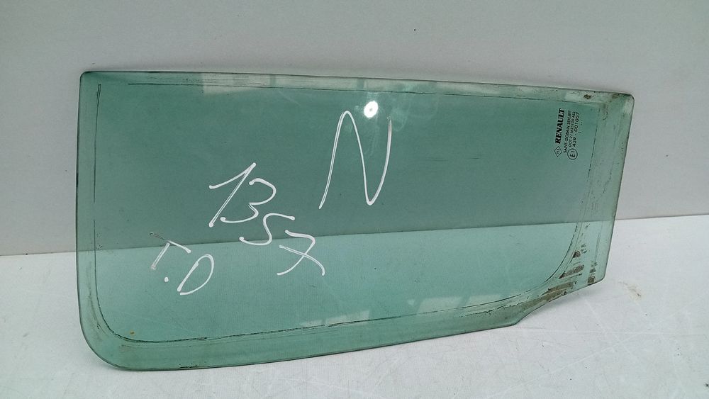 Vidro triangular da porta trás direito RENAULT Clio III (BR0/1, CR0/1)