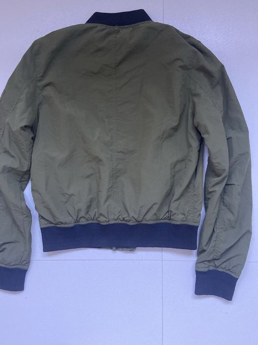 Blusao verde tropa da Bershka