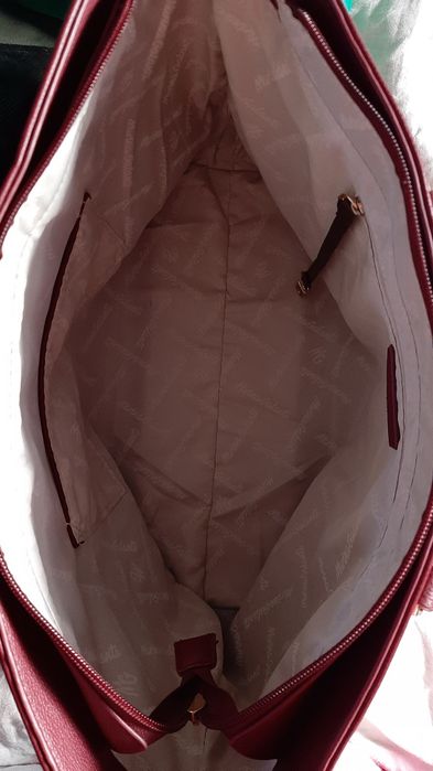 Bolsa bordô nova