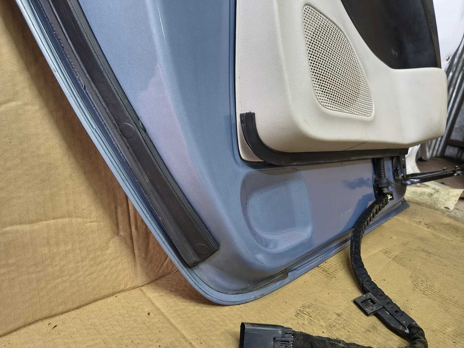 Komplet Drzwi LEWE Przód Tył Chrysler Pacifica PLATINIUM PQA