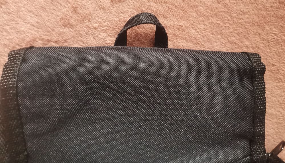 Organizer męski na ramię saszetka