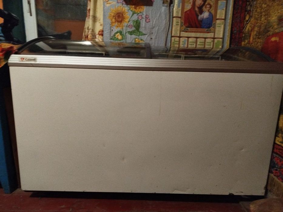 Морозильний ларь