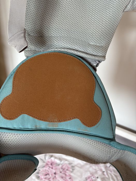 Nosidełko dla dziecka w podstawka Lutule