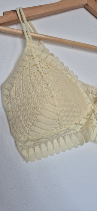 Żółty biustonosz koronkowy 75B butter yellow