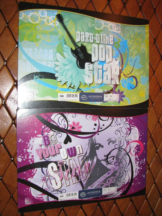 Zeszyt do nut - 16 kartkowy w miękkiej okładce.