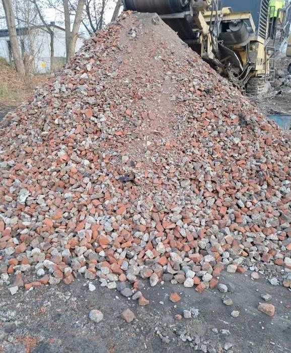 Przekrusz betonowy, kruszywo, gruz ceglany beton utwardzenie