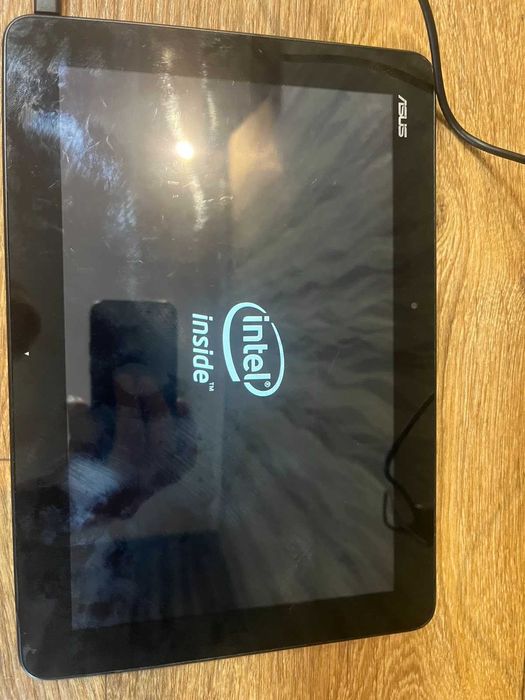 Продам планшет Asus 10.1' под разборку