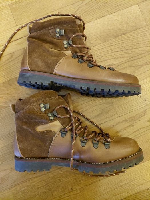 Botas em pele 37