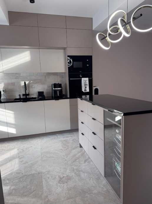 Płytki marmurowe, naturalny kamień do wnętrz, płytki podłogowe ścienne