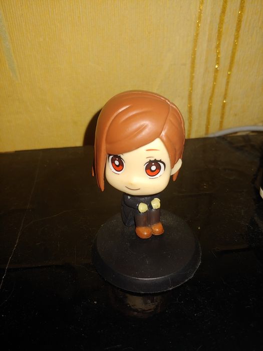 Продаю Клавіатуру з фігуркой JJK (Kugisaki)  в подарок