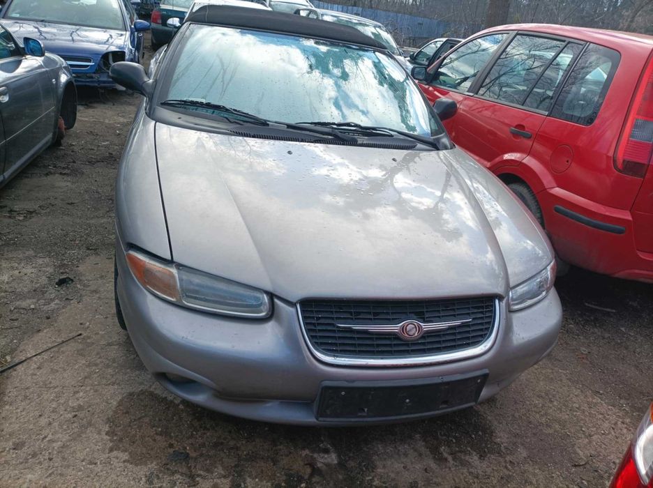 Chrystler Stratus 2.0 b na części
