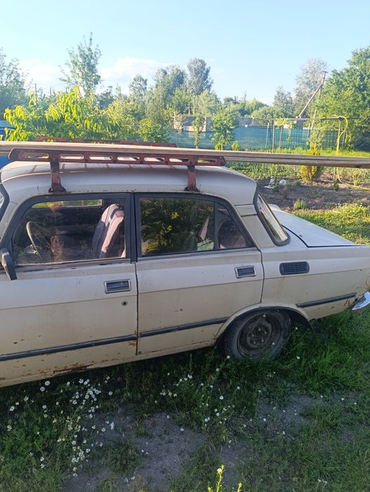 Продам москвич 2140