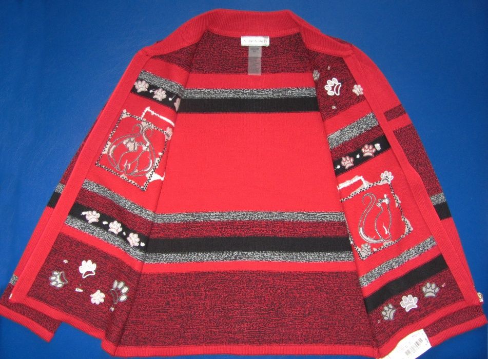 Теплая кофта на молнии.