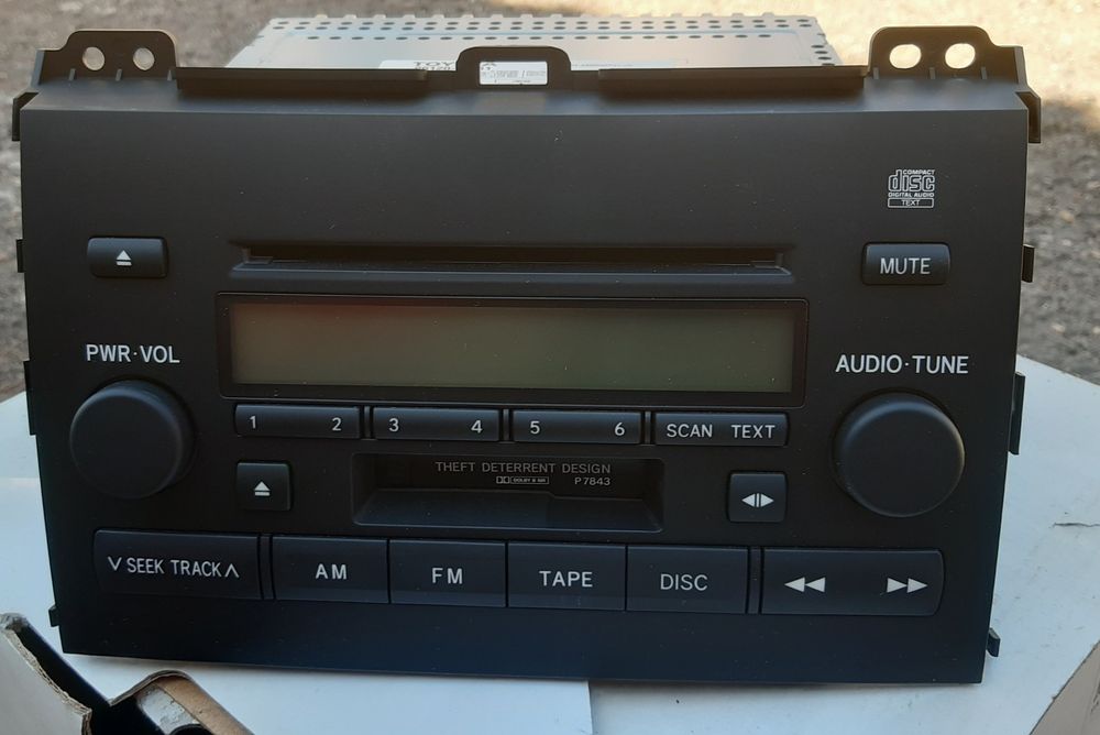 Продам нову штатну автомагнітолу Toyota Land Cruiser Prado 86120-6