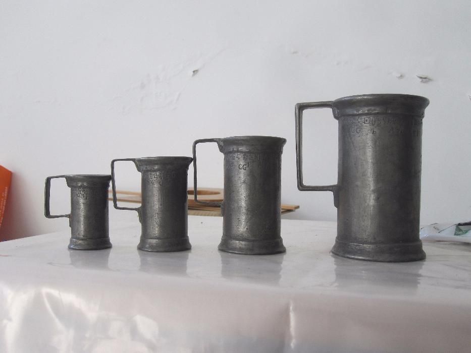 Canecas Medidoras Ferro **Vintage**
