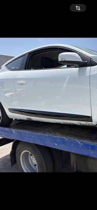 Painel tras lado Direito Renault Megane III coupe