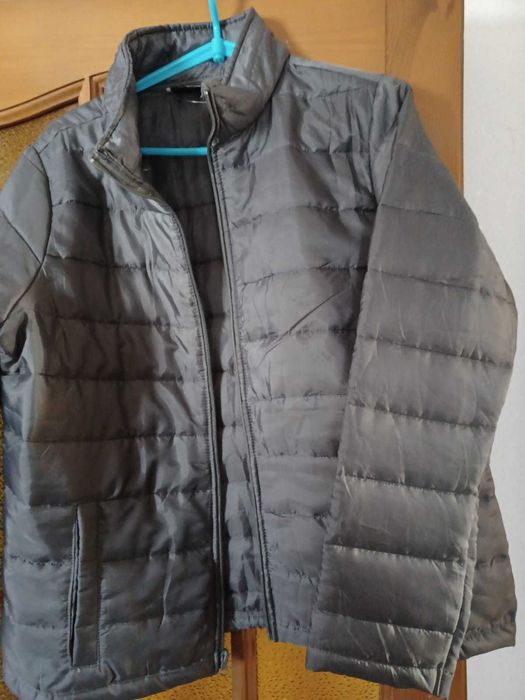 женская верхняя одежда  -куртка