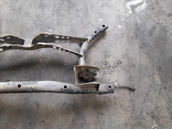 Charriot trás VOLKSWAGEN Golf V (1K1)